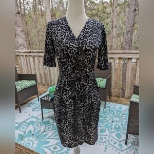 APT 9 ANIMAL PRINT BLACK AND GRAY SHORT SLEEVE DRESS FAUX WRAP SIZE SMALL SOFT